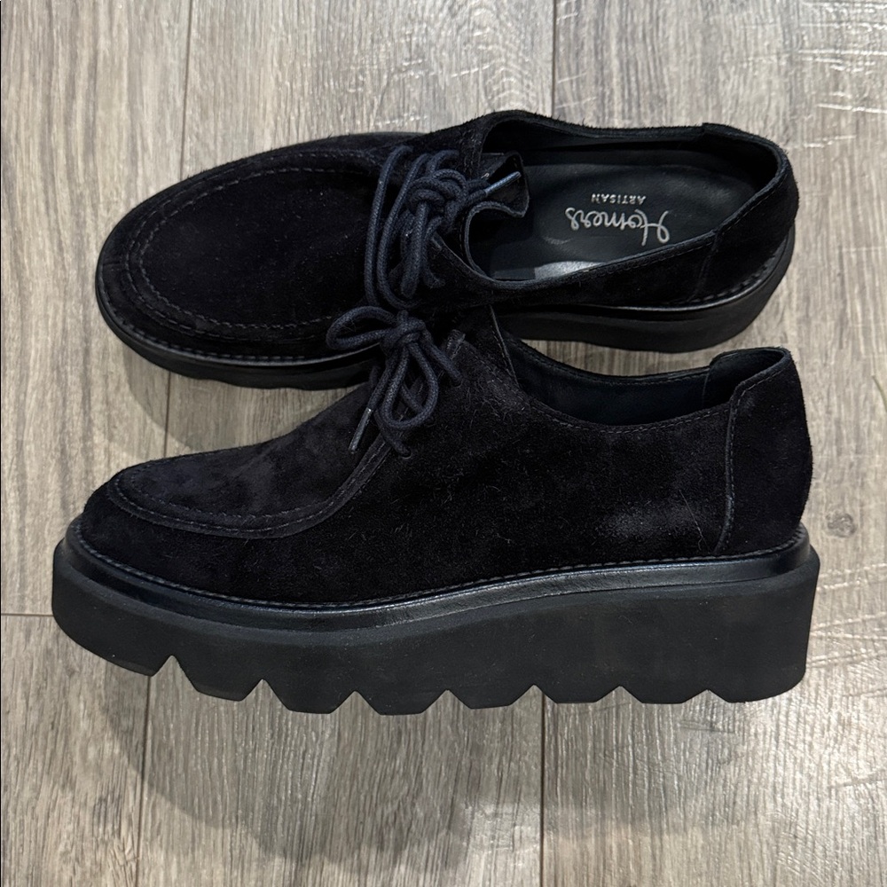Homers Artisan Black Oxfords Suede Women’s Shoes Sz 38 like new